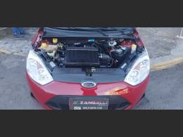 FORD - FIESTA - 2013/2013 - Vermelha - R$ 34.900,00