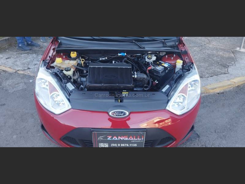 FORD - FIESTA - 2013/2013 - Vermelha - R$ 34.900,00