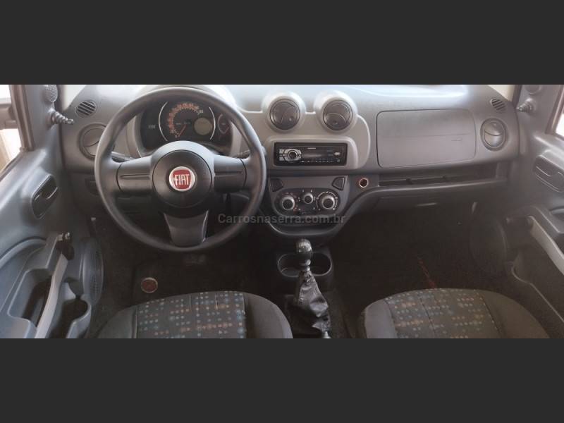 FIAT - UNO - 2013/2013 - Branca - R$ 25.500,00