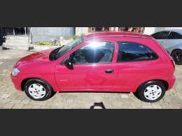 CHEVROLET - CELTA - 2010/2011 - Vermelha - R$ 25.900,00
