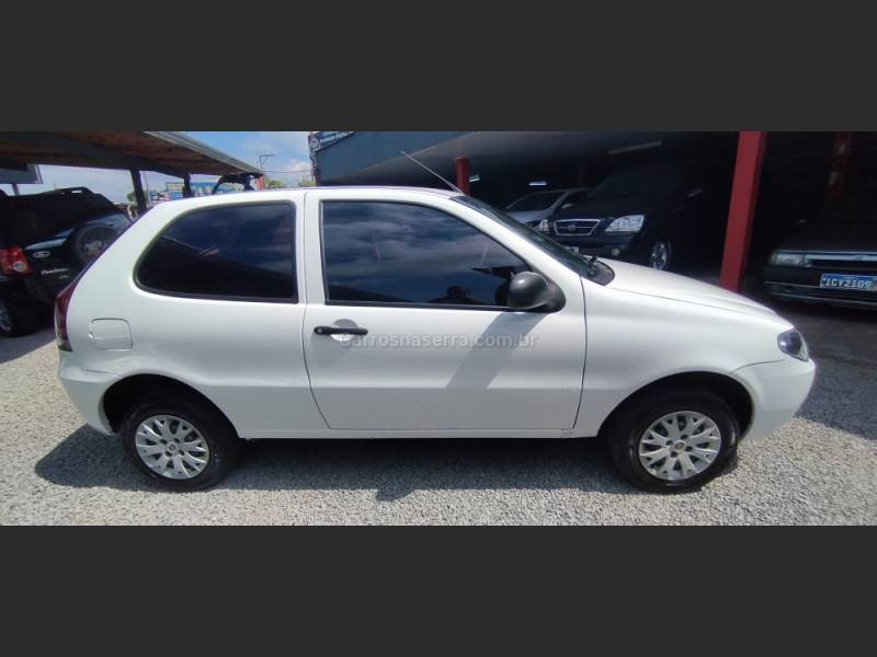 FIAT - PALIO - 2013/2013 - Branca - R$ 26.500,00