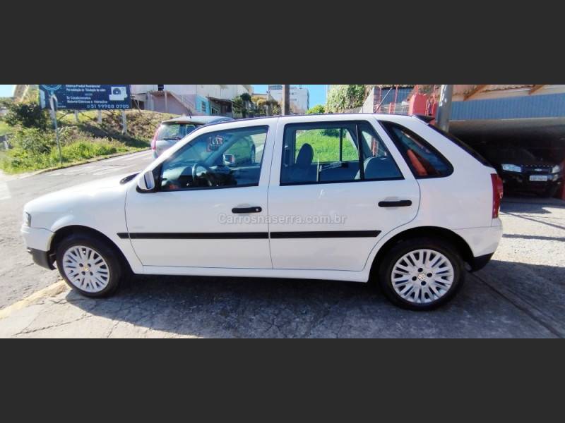 VOLKSWAGEN - GOL - 2008/2009 - Branca - R$ 27.900,00
