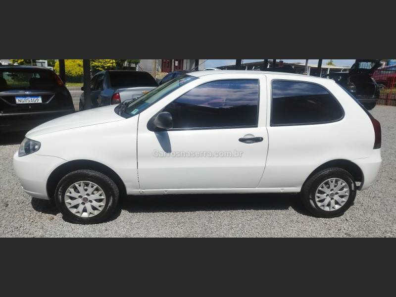 FIAT - PALIO - 2013/2013 - Branca - R$ 26.500,00