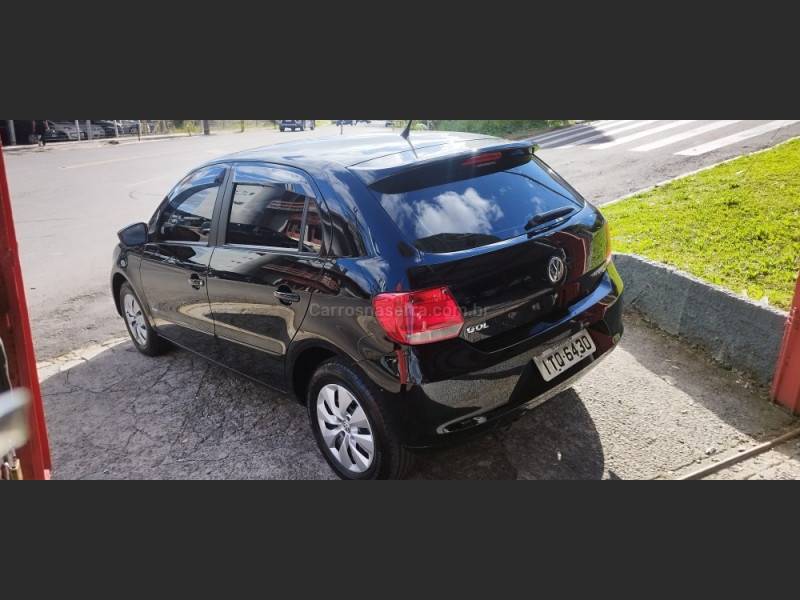 VOLKSWAGEN - GOL - 2013/2013 - Preta - R$ 34.900,00