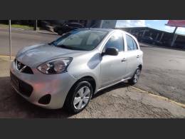 NISSAN - MARCH - 2015/2016 - Prata - R$ 45.900,00