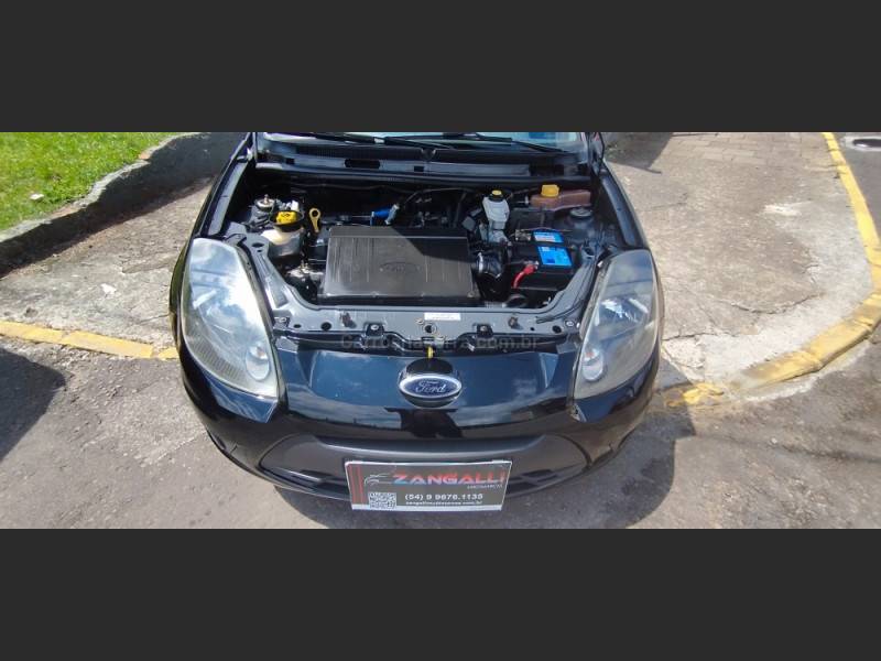 FORD - KA - 2011/2012 - Preta - R$ 23.500,00