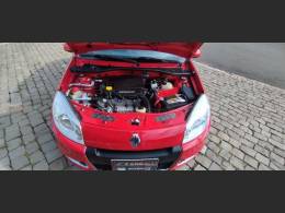 RENAULT - SANDERO - 2011/2012 - Vermelha - R$ 34.900,00
