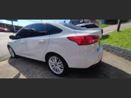 FORD - FOCUS - 2015/2016 - Branca - R$ 57.500,00
