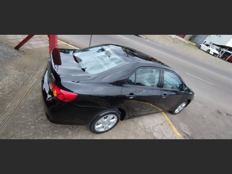 TOYOTA - COROLLA - 2008/2009 - Preta - R$ 54.500,00