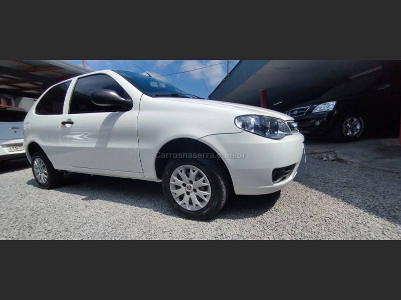FIAT - PALIO - 2013/2013 - Branca - R$ 26.500,00
