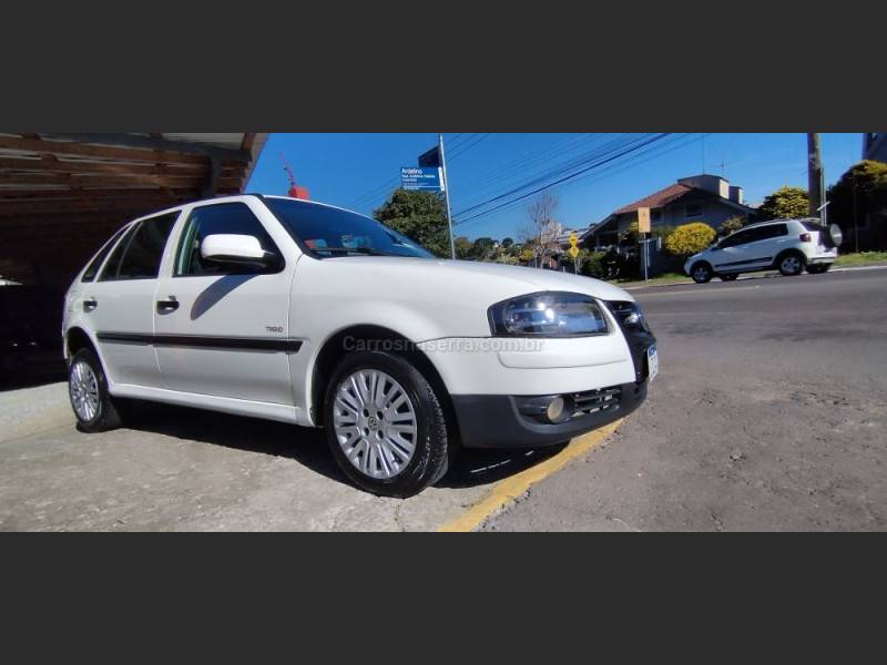 VOLKSWAGEN - GOL - 2008/2009 - Branca - R$ 27.900,00