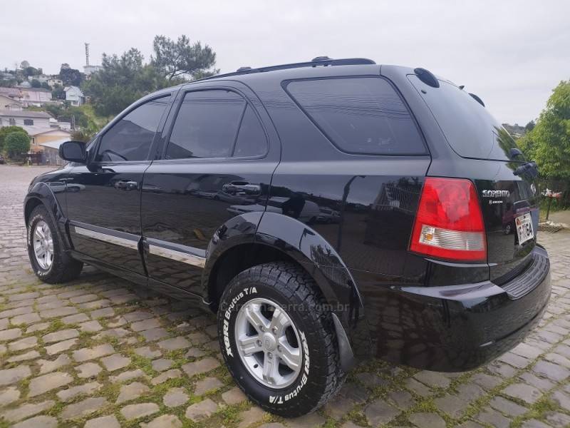 KIA MOTORS - SORENTO - 2005/2005 - Preta - R$ 46.900,00