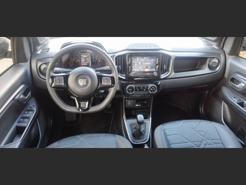FIAT - STRADA - 2023/2023 - Cinza - R$ 114.900,00