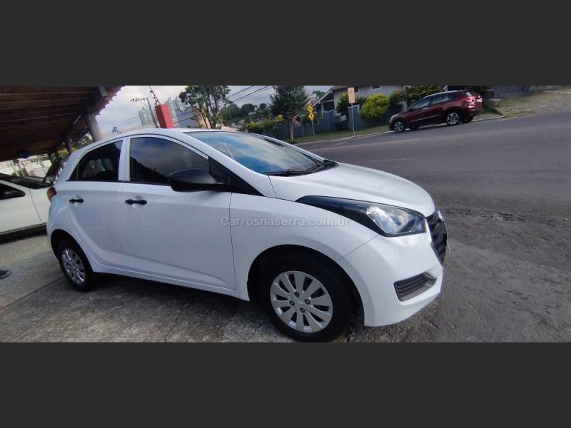 HYUNDAI - HB20 - 2017/2017 - Branca - R$ 51.900,00