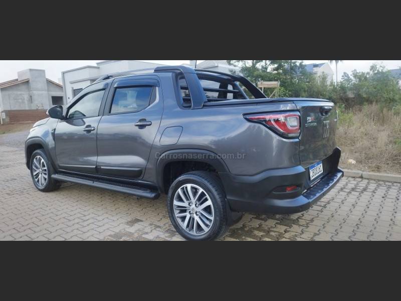 FIAT - STRADA - 2023/2023 - Cinza - R$ 114.900,00