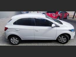 CHEVROLET - ONIX - 2012/2013 - Branca - R$ 43.900,00
