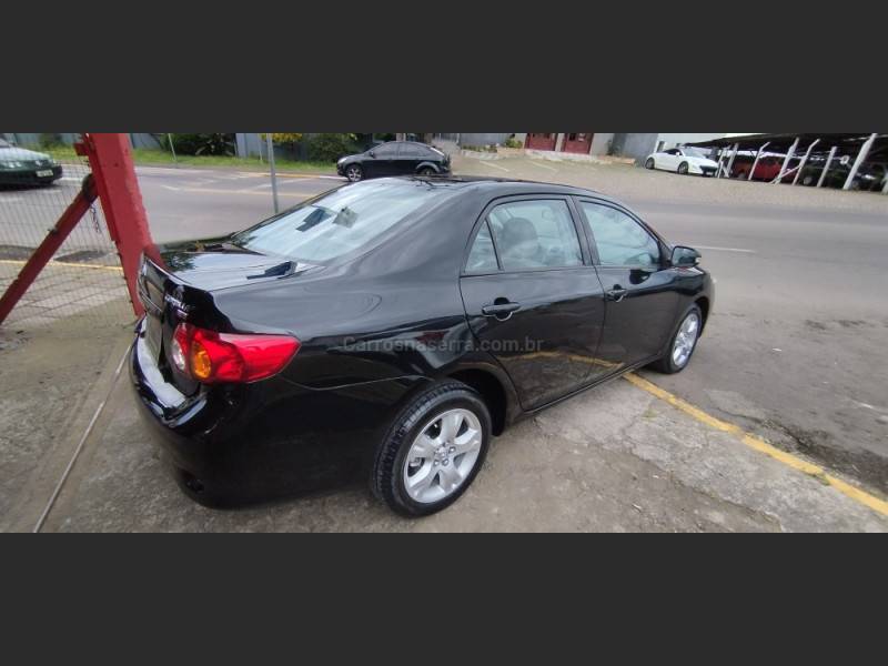 TOYOTA - COROLLA - 2008/2009 - Preta - R$ 54.500,00