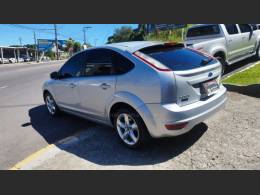 FORD - FOCUS - 2012/2013 - Prata - R$ 43.900,00