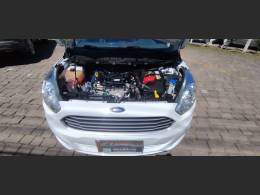 FORD - KA + - 2017/2018 - Branca - R$ 43.900,00