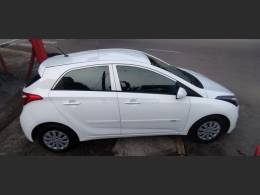 HYUNDAI - HB20 - 2014/2015 - Branca - R$ 47.900,00