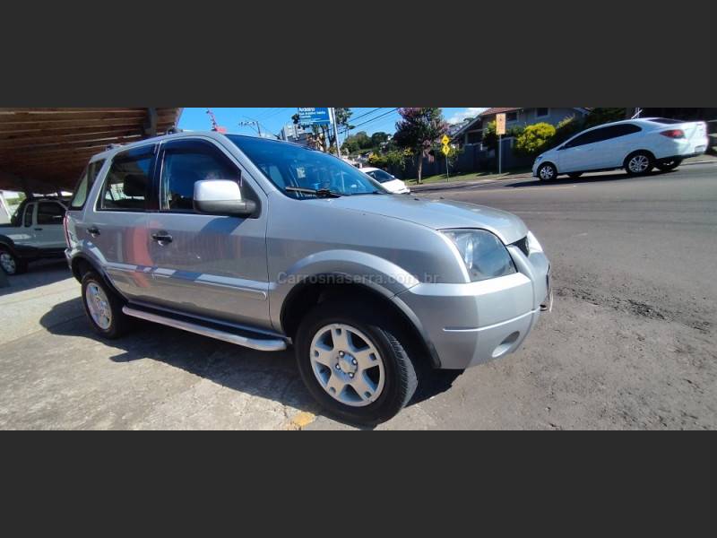 FORD - ECOSPORT - 2003/2004 - Prata - R$ 26.500,00