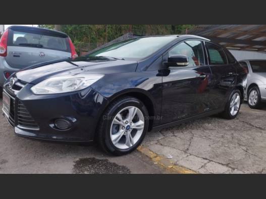 FORD - FOCUS - 2013/2014 - Preta - R$ 47.900,00