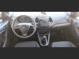 FORD - KA + - 2017/2018 - Branca - R$ 43.900,00