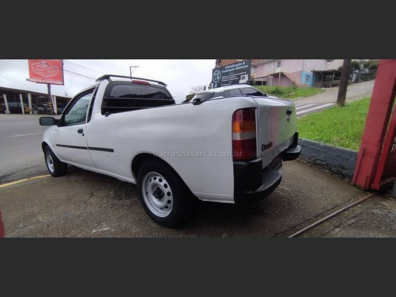 FORD - COURIER - 2003/2003 - Branca - R$ 24.900,00