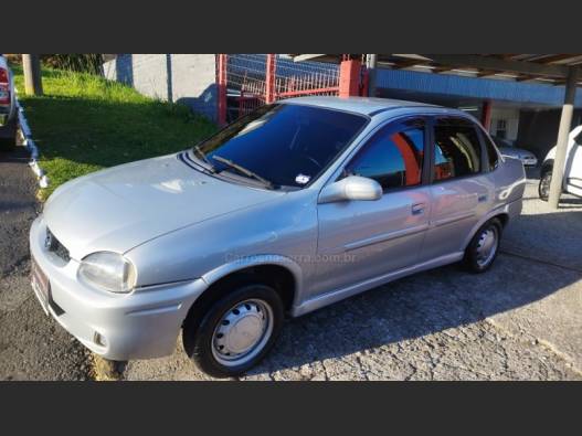 CHEVROLET - CORSA - 1999/2000 - Prata - R$ 16.500,00