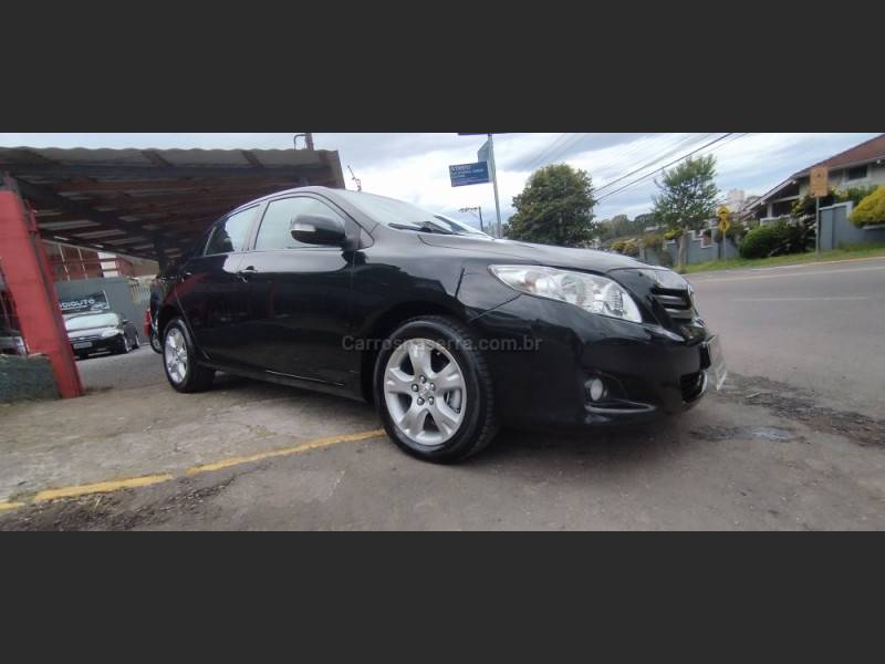 TOYOTA - COROLLA - 2008/2009 - Preta - R$ 54.500,00