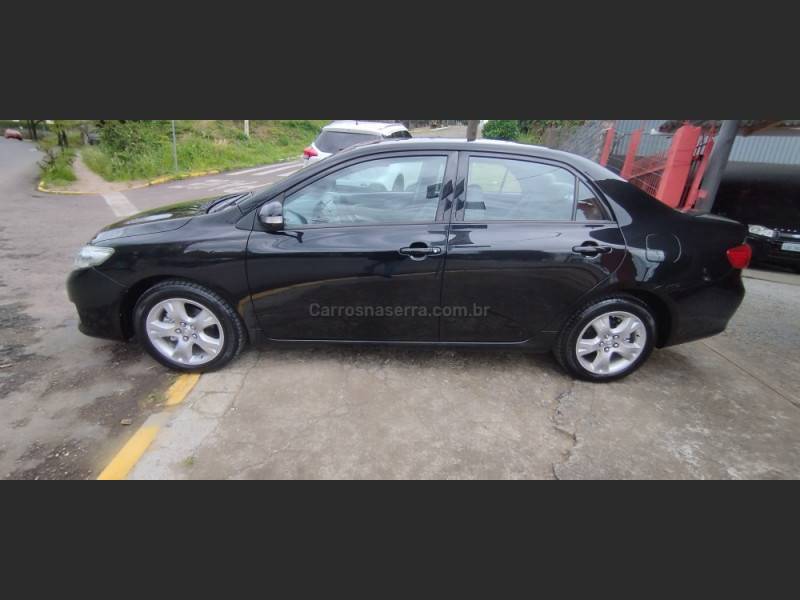 TOYOTA - COROLLA - 2008/2009 - Preta - R$ 54.500,00